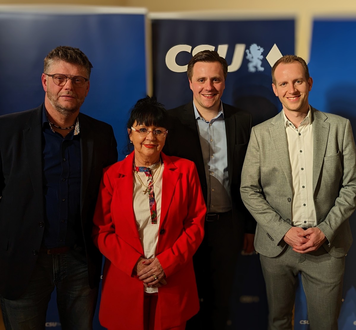 Der Vorstand des CSU-Kreisverbands Ansbach-Stadt: v.l.n.r. Jochen Sauerhfer, Martina Schrmeyer, Vorsitzender Andreas Schalk und Andreas Grmer. (Auf dem Bild fehlen Oberbrgermeister Thomas Deffner und Daniel Raith)